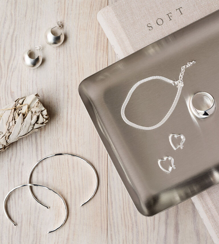 Damesmykker | Spar 20%* p&aring; n&aelig;sten alt online