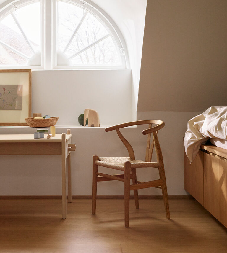 Carl Hansen & S&oslash;n CH24 B&oslash;rne Y-stolen