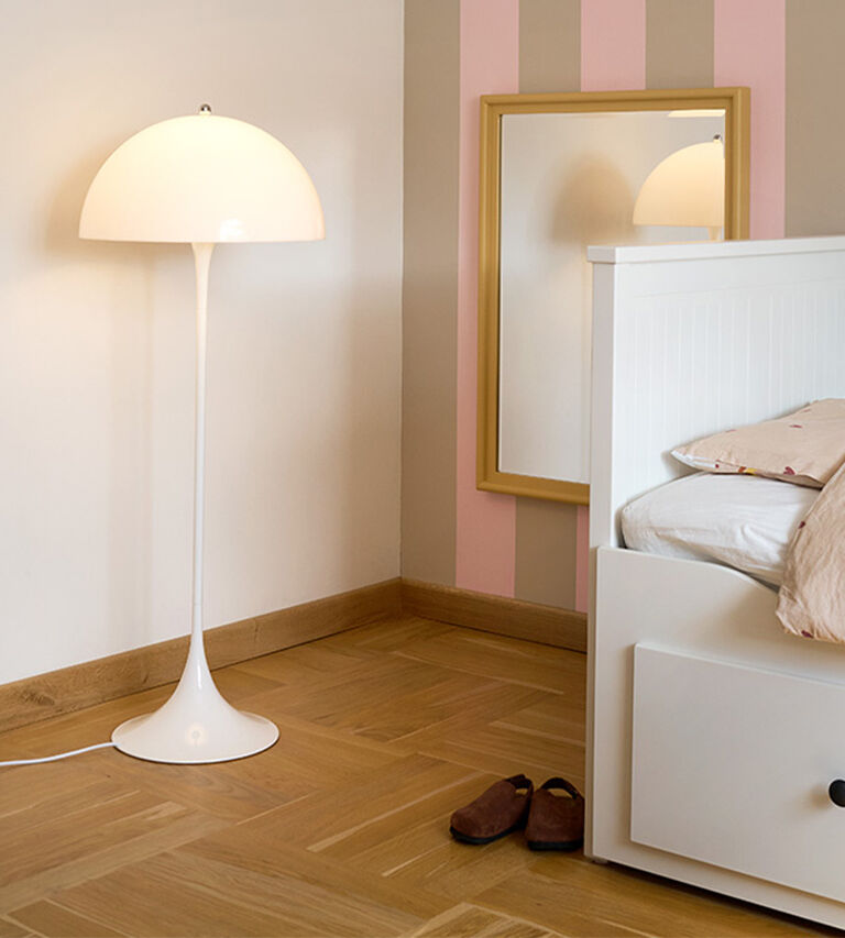 Forudbestil Panthella 400 Floor Lamp i Illums Bolighus