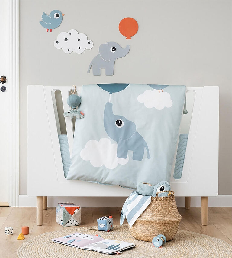 Black Days | Spar 25% på Done by Deer