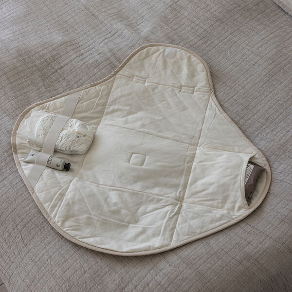 On-the-go pusleunderlag, morning beige, Sebra