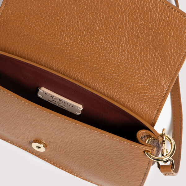 C-Me Phone Holder, cuir C-Me Phone Holder, cuir, Coccinelle