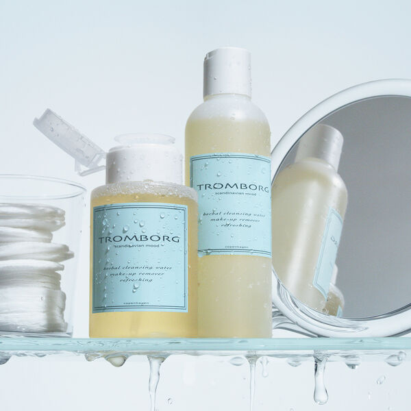 Herbal Cleansing Water Make-Up Remover Refreshing Herbal Cleansing Water Make-Up Remover Refreshing, Tromborg