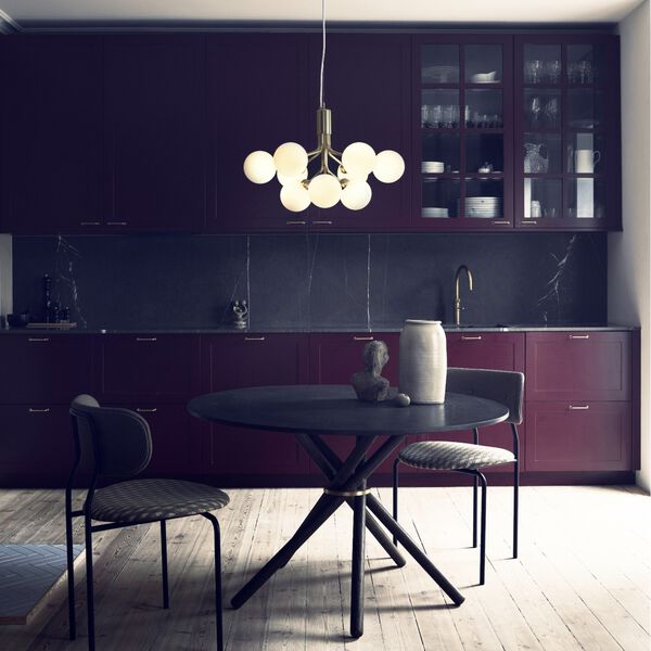 Apiales 9 Pendant, brushed brass/opal Apiales 9 Pendant, brushed brass/opal, Nuura