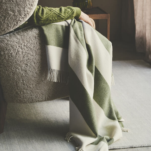 The Sweater plaid, 07802 green, Silkeborg Uldspinderi