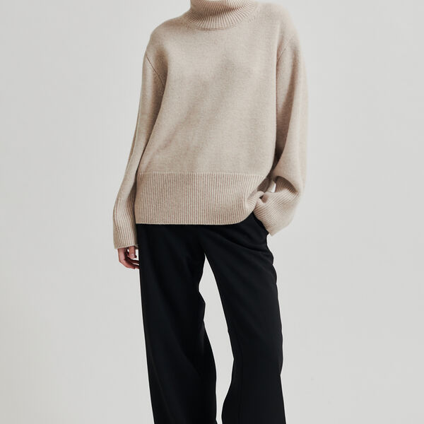 Alpha Knit T-Neck, pumice stone, Second Female