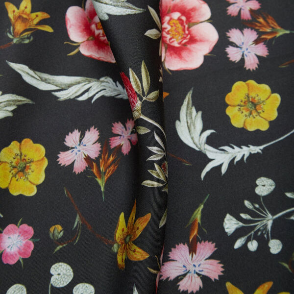 Charcoal Garden Silketørklæde Charcoal Garden Silketørklæde, Flora Danica Denmark