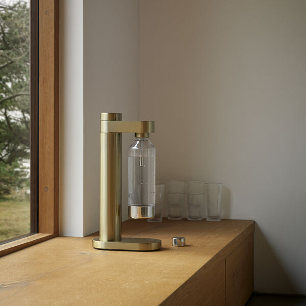 Brus Kulsyremaskine | Brushed brass, Stelton