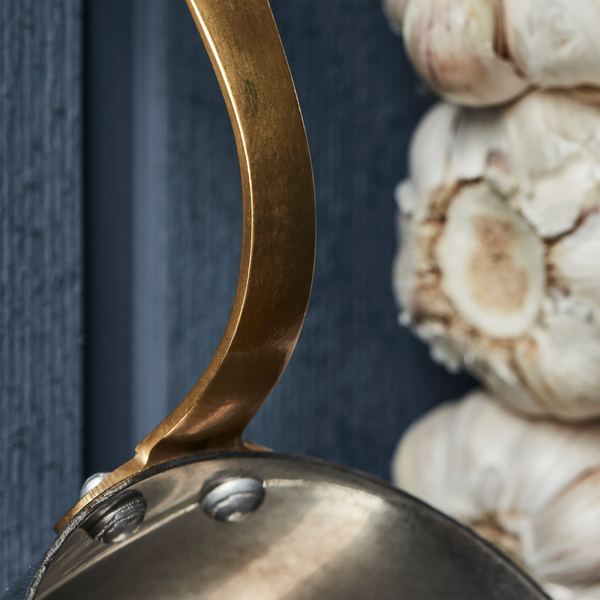 NVPresentation Mini-gryde, s&oslash;lv finish, Nicolas Vah&eacute;