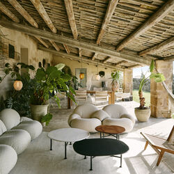 Carmel Coffee Table, midnight black, GUBI