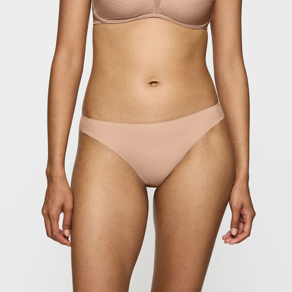 Smart Invisible String, neutral beige, Triumph