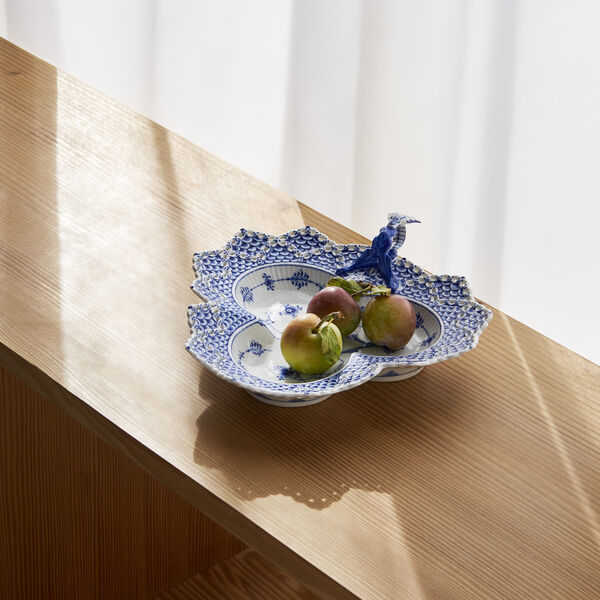 Musselmalet Helblonde asiet 25 cm, Royal Copenhagen