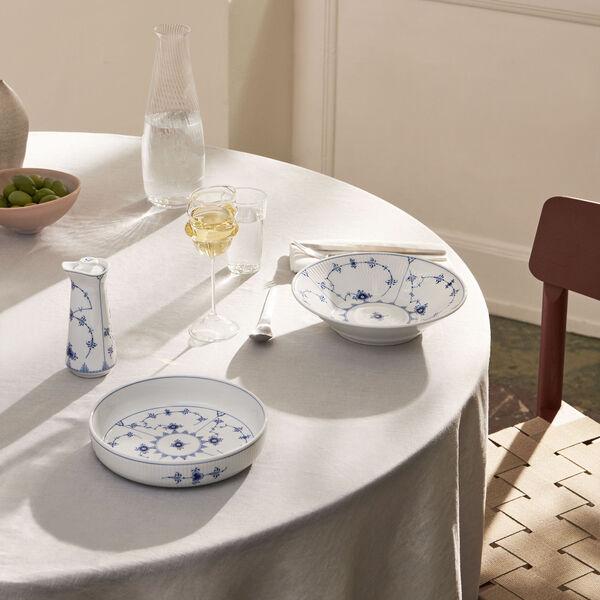 Musselmalet Riflet rundt ovnfast fad Ø 18,5 cm, Royal Copenhagen