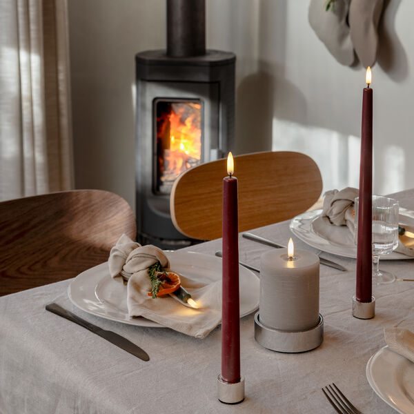 LED slim taper candle 2-pack, wine red, Uyuni Lighting