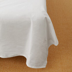Flat Sheet I | White | Lagen, Aiayu