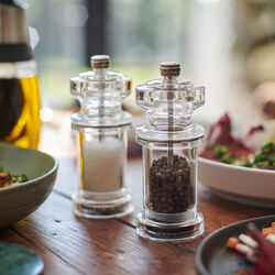 605 Salt and pepper set, akryl, Cole & Mason