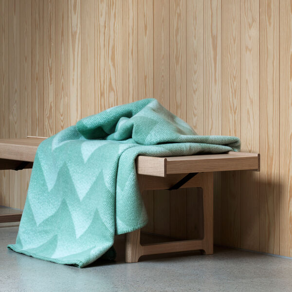 LYNILD Throw, mint LYNILD Throw, mint, Røros Tweed