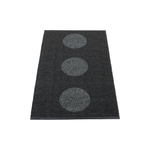 VERA 2.0 gulvløber, black/black VERA 2.0 gulvløber, black/black, Pappelina