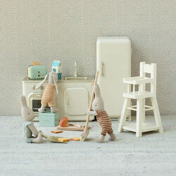 Miniature brødboks med tilbehør, Maileg