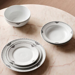 Sort Riflet Blonde dyb tallerken Ø 21 cm, Royal Copenhagen