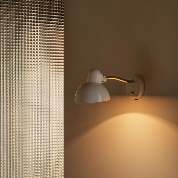 KAISER idell&trade; 6567-W v&aelig;glampe, blank hvid, Fritz Hansen