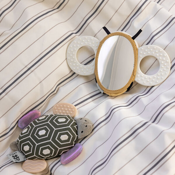 Skildpadden Turbo aktivitetsrangle med spejl, Sebra