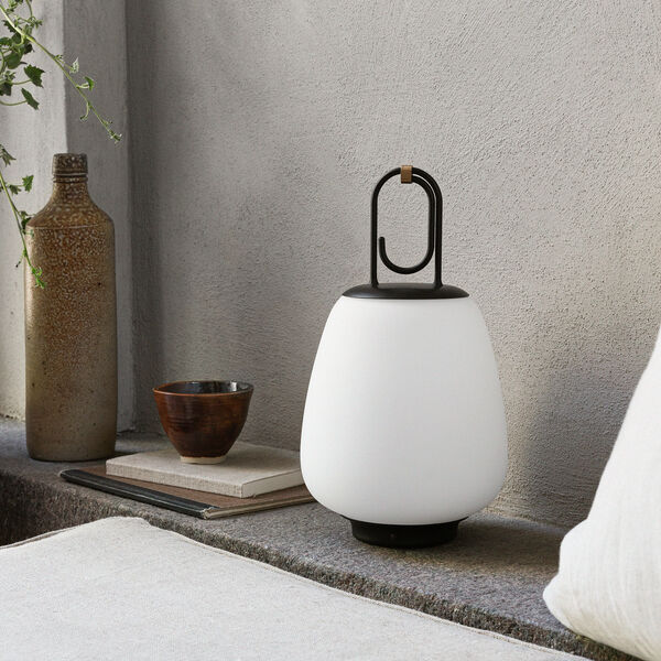 Lucca SC51 transportabel bordlampe, black, &Tradition