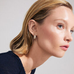 FOCUS Crystal Øreringe, gold plated FOCUS Crystal Øreringe, gold plated, Pilgrim