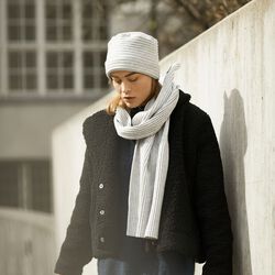 Pleece Short Scarf, light grey, Design House Stockholm