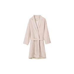 Bathrobe Silence, aura, Aiayu