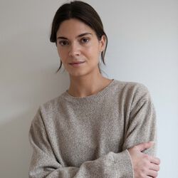 CHARLIE STRIKTR&Oslash;JE, cashew, Studio Feder