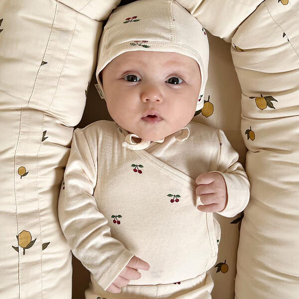 Babyhue til nyfødt, cherry, Konges Sløjd