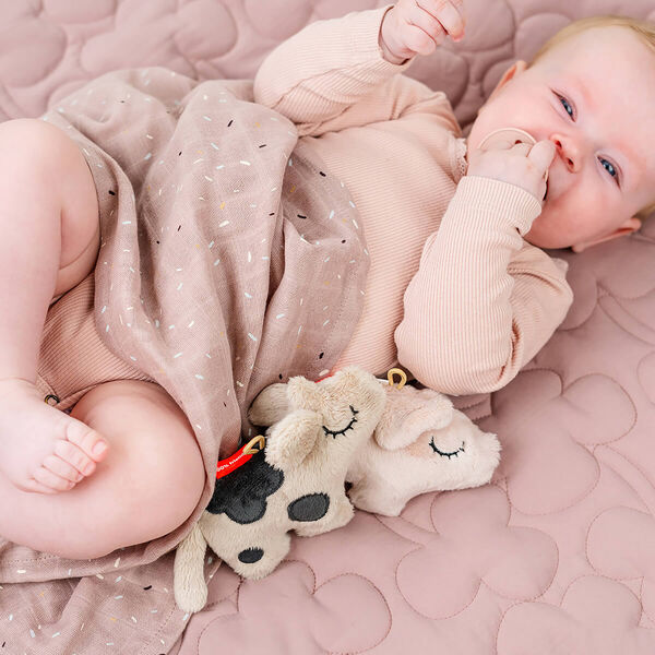 Dotti rangle, sand, Done by Deer