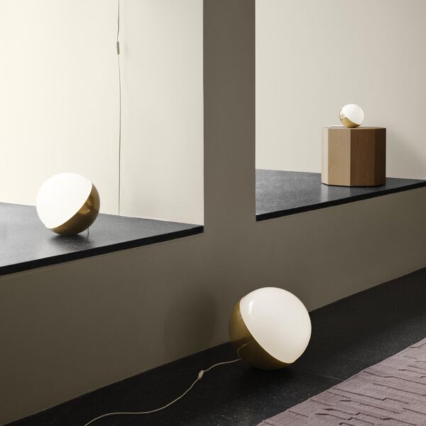 VL Studio bord-/gulvlampe, messing, Louis Poulsen