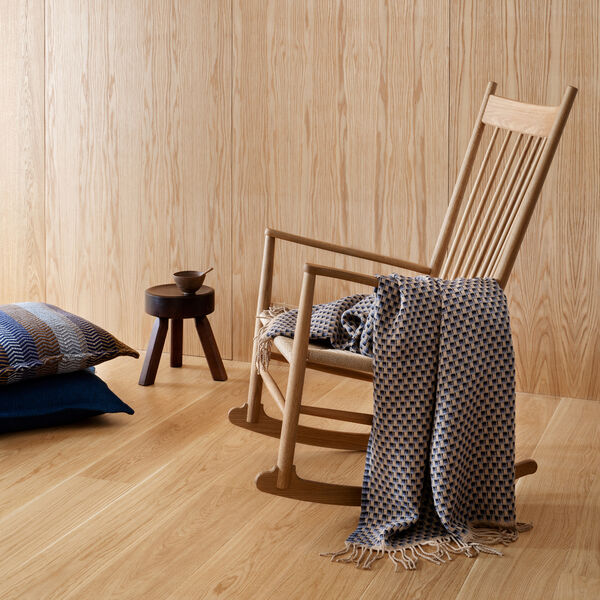 ISAK Throw, far away blue, Røros Tweed