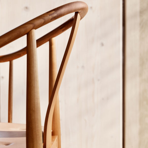 Kinastolen™ 80-års jubilæumsudgave, oiled cherry/natural, Fritz Hansen