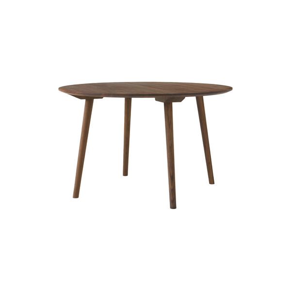 In Between SK4 spisebord, valnød, &Tradition