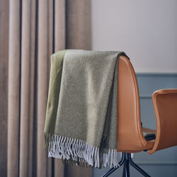 Secret plaid, 02213 moss/seaweed, Silkeborg Uldspinderi