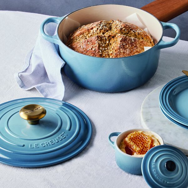 Signature rund st&oslash;bejernsgryde &Oslash; 26 cm, chambray, Le Creuset