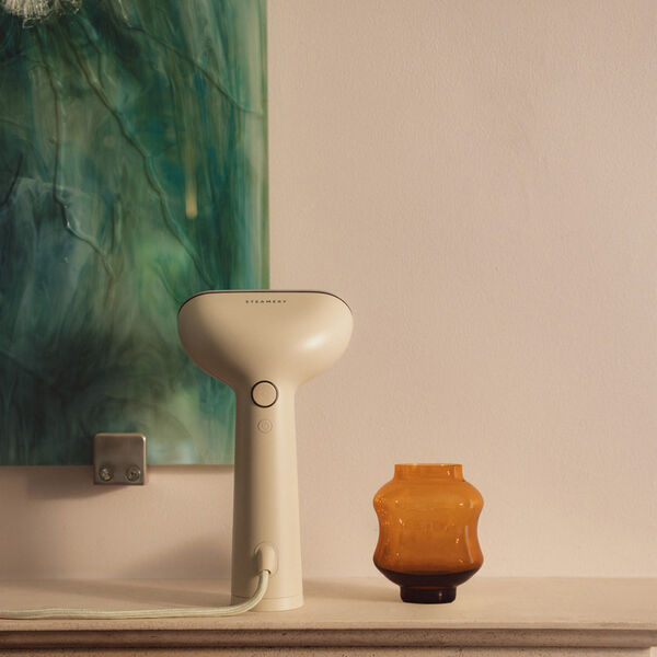 Cirrus Icon Handheld Steamer | Sand | T&oslash;jdamper, Steamery