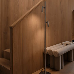 Makoto gulvlampe, satin krom, Design For The People