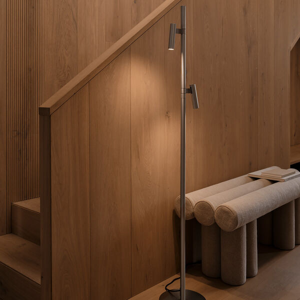 Makoto gulvlampe, satin krom, Design For The People