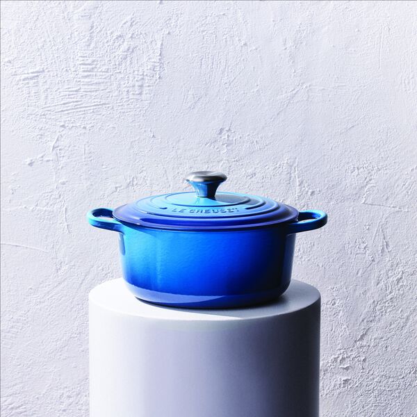 Signature rund st&oslash;bejernsgryde &Oslash; 24 cm, azure blue, Le Creuset