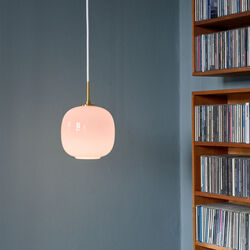 VL45 Radiohus Pale Rose pendel VL45 Radiohus Pale Rose pendel, Louis Poulsen