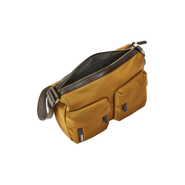 Hunter Crossover, oil, Mandarina Duck