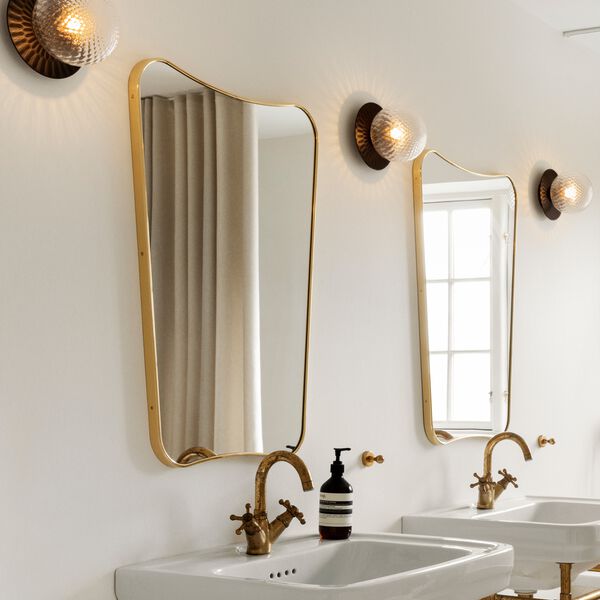 Liila 1 Medium Wall Lamp, black/optic clear, Nuura