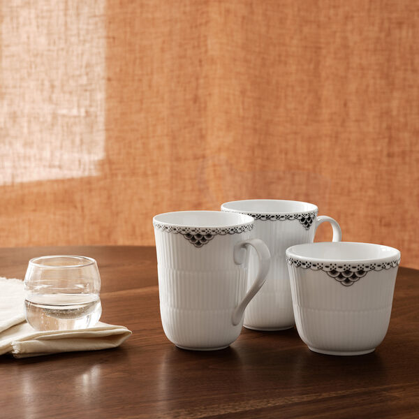 Sort Riflet Blonde krus 36 cl, 2 stk. Sort Riflet Blonde krus 36 cl, 2 stk., Royal Copenhagen