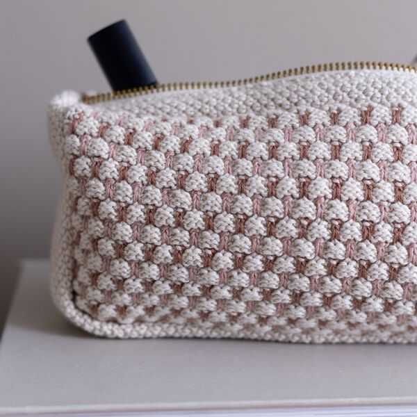 Strikket Clutch Multi, beige-rose-brown, By LOHN