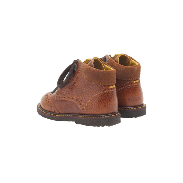 Klassisk snøresko med brogue detaljer, cognac, ANGULUS