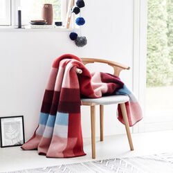 MIKKEL Throw, red, R&oslash;ros Tweed